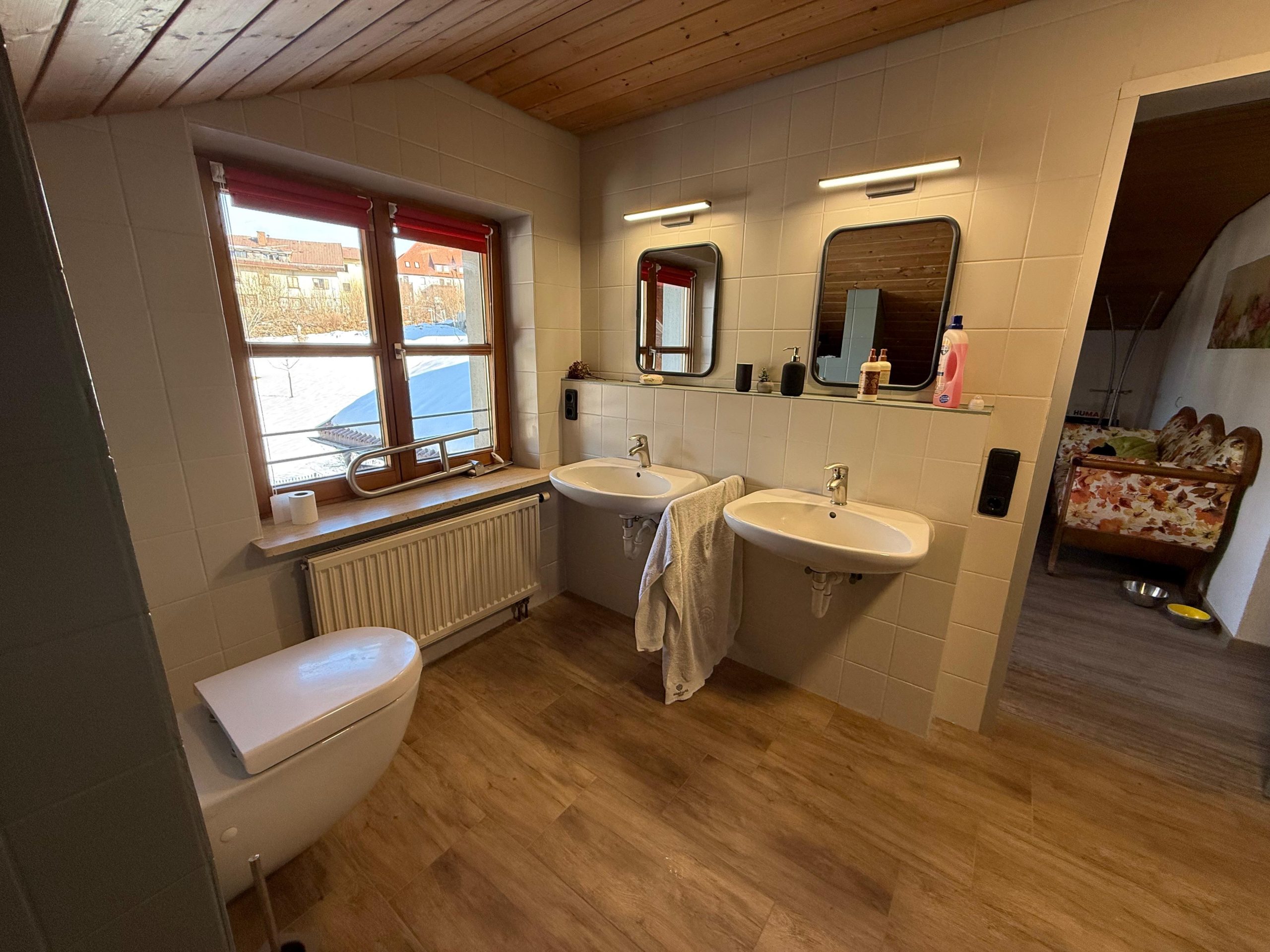 Barrierefreie Ferienwohnung Weitsicht Bäder