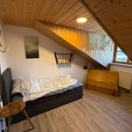 Barrierefreie Ferienwohnung Weitsicht Schlafzimmer und Kiste Alternative