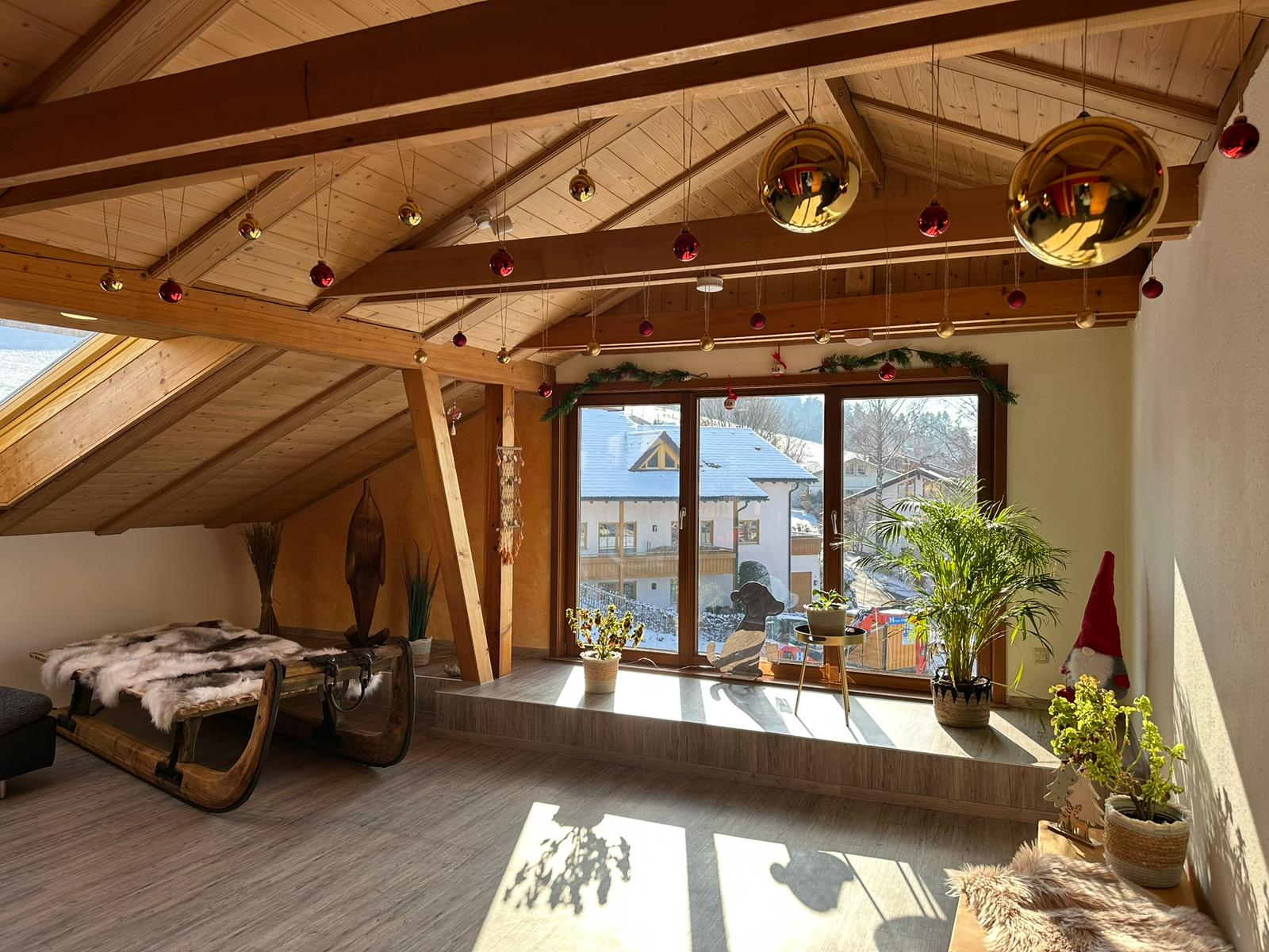 Barrierefreie Ferienwohnung Weitsicht Aufenthaltsraum LInks Fenster